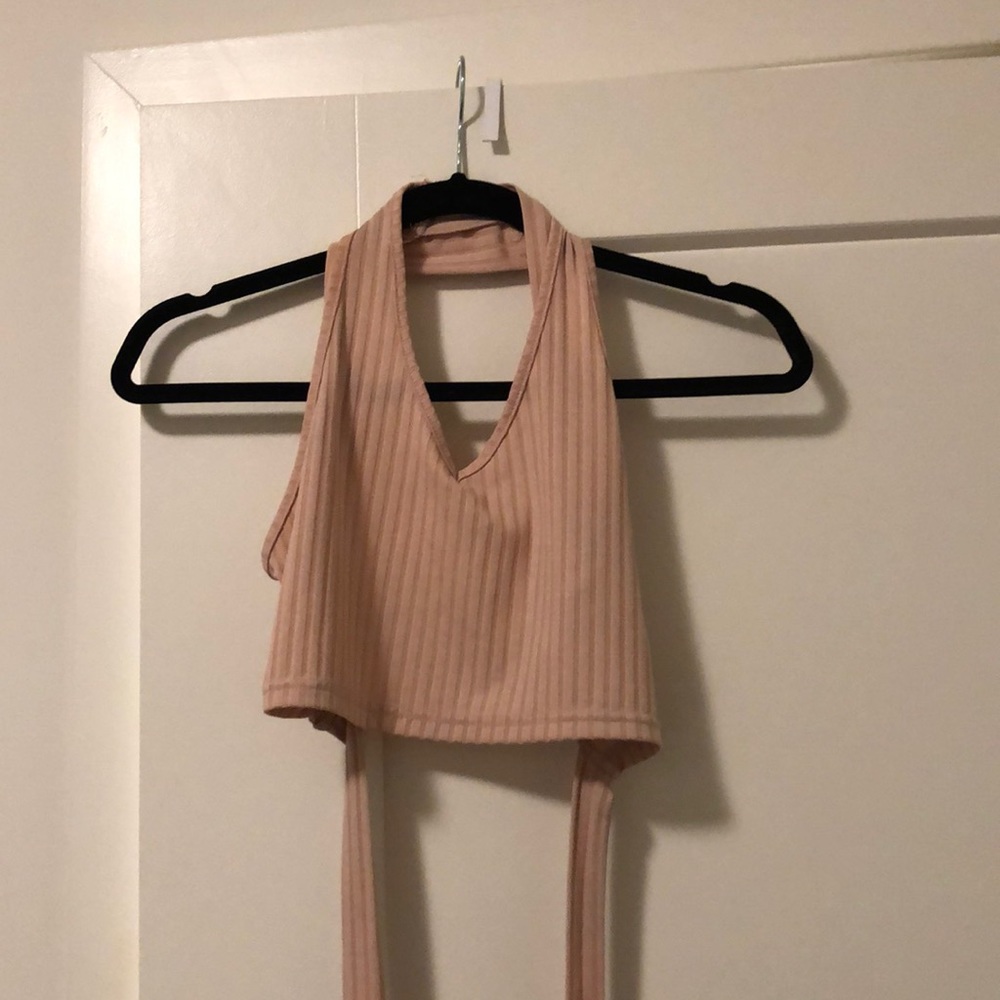 Halter/ tie back crop top